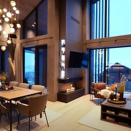 Opulent Four-bedroom Penthouse With Panoramic Views In Apartment